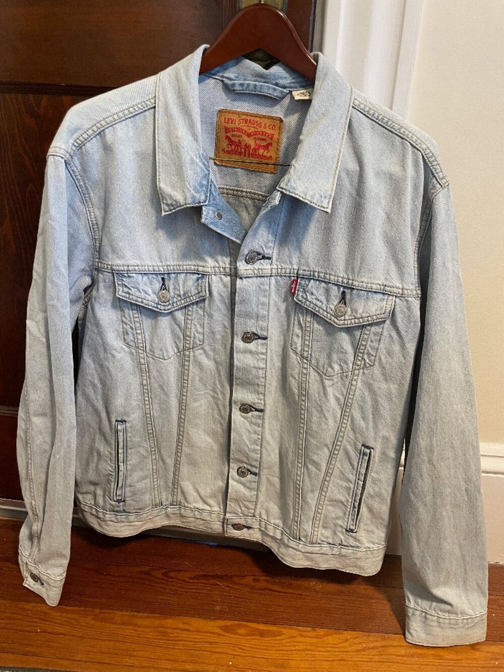 Levi's Type 3 Denim Trucker Jean Jacket 4 Pocket Blue Light Wash Mens Large